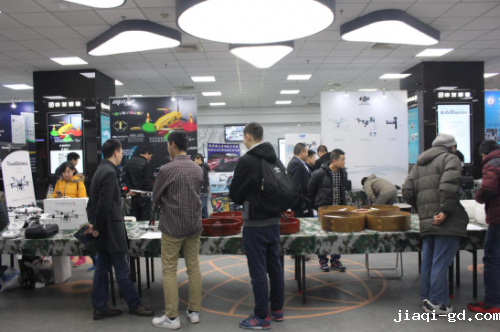 “中发智造”无人机展在京开幕2