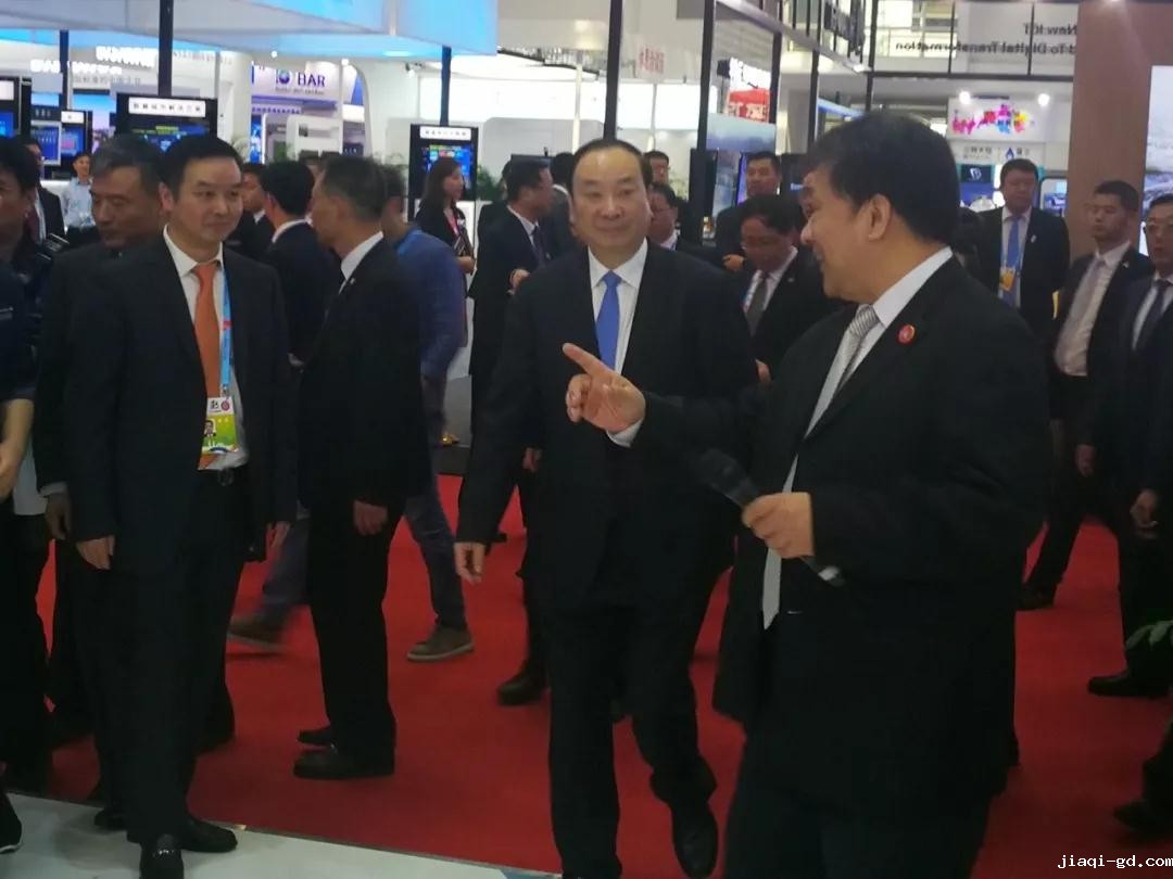 中共中央政治局委员、中宣部部长黄坤明视察1946伟伟德台1