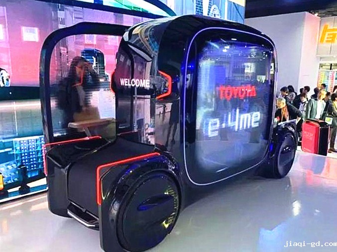 丰田e-4me亮相CES